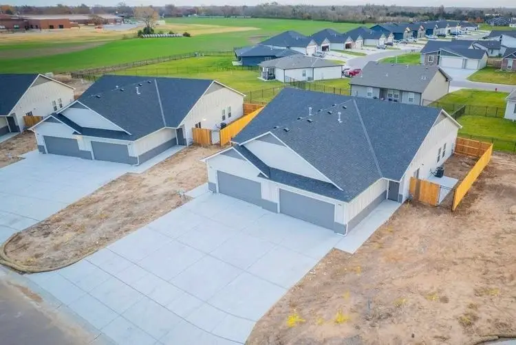 446 Trails Head Ct, Goddard, KS 67052-4311 - Image #2