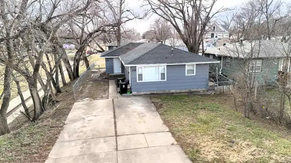 332-334 E Bond St, Salina, KS 67401