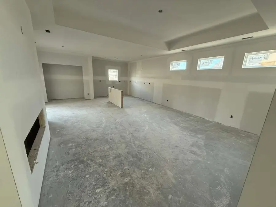 8968 E Forbes Cir, Bel Aire, KS 67226 - #3