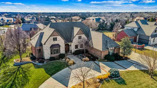 2009 N Clear Creek Court, Wichita, KS 67230