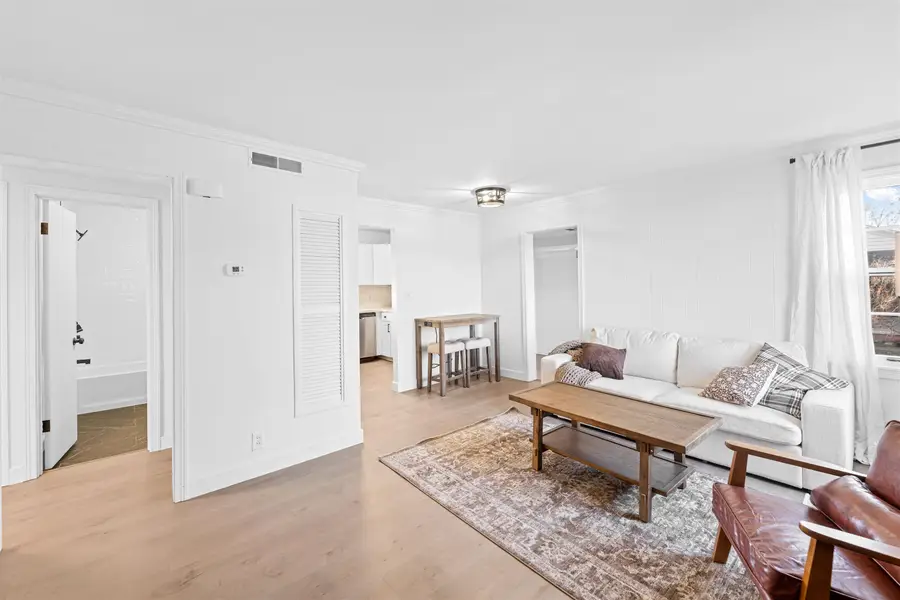 624 Morningside Dr, Salina, KS 67401 - #2