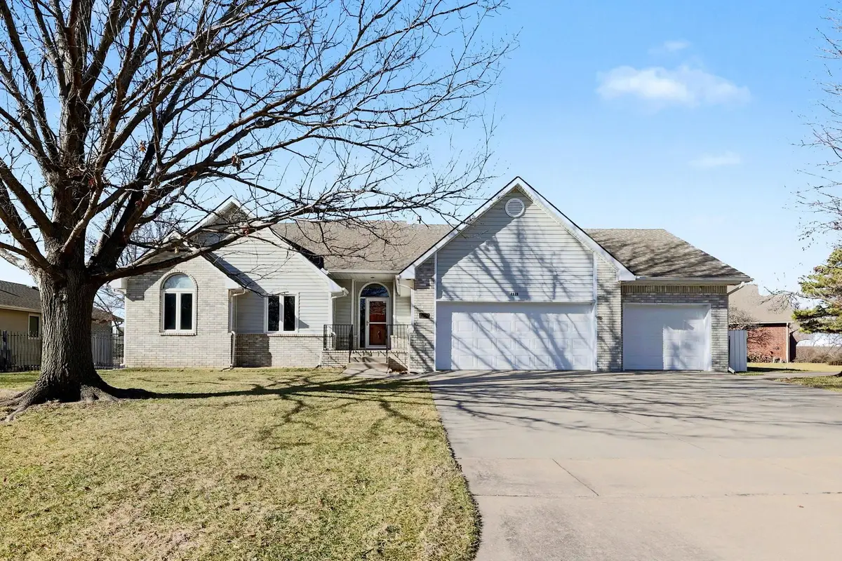 2313 N Amarado St, Wichita, KS 67205 - Image #1