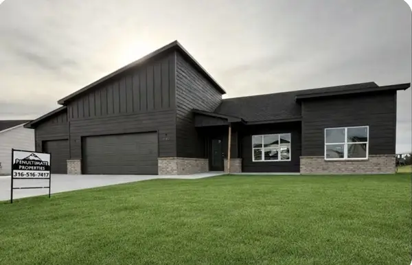 1149 Trek Cir, Goddard, KS 67052