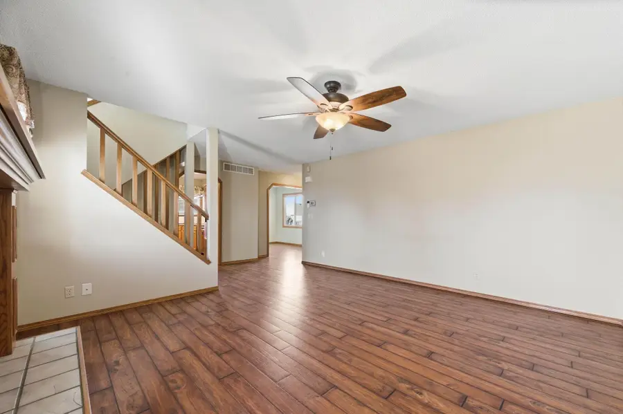 2002 N Parkdale Ct., Wichita, KS 67212-6438 - Image #3