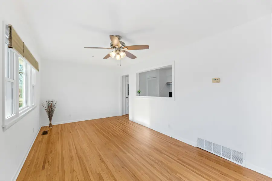 2030 E Ventnor St, Park City, KS 67219 - Image #3