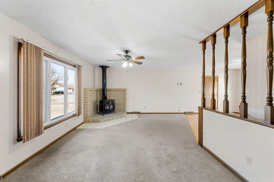 2627 Bret Ave, Salina, KS 67401 - Image #2