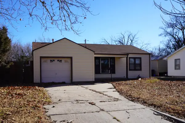 3320 S Palisade, Wichita, KS 67217