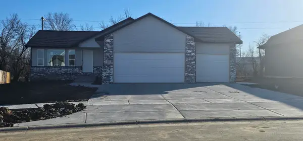 11815 E Mount Vernon Rd, Wichita, KS 67207