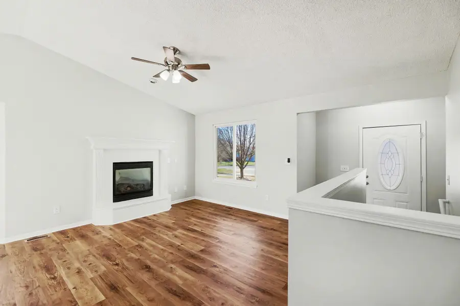5102 N Blackhawk St, Wichita, KS 67219 - #3