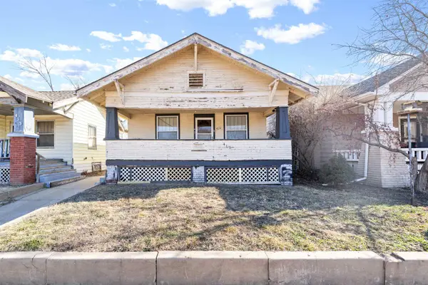 415 S Phillips Ave, Salina, KS 67401