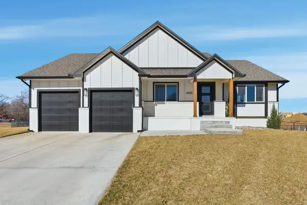 5425 N Saint Paul Ct, Wichita, KS 67204