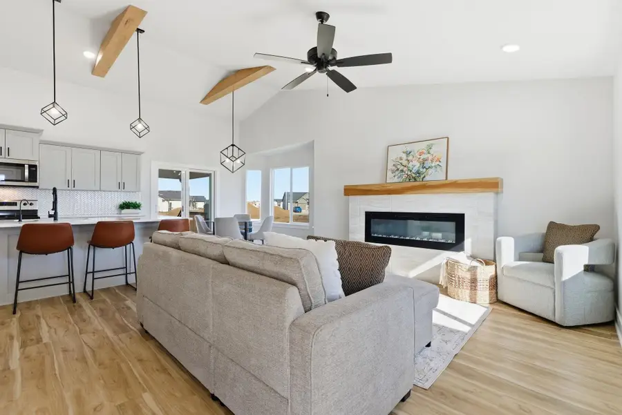 5425 N Saint Paul Ct, Wichita, KS 67204 - Image #3