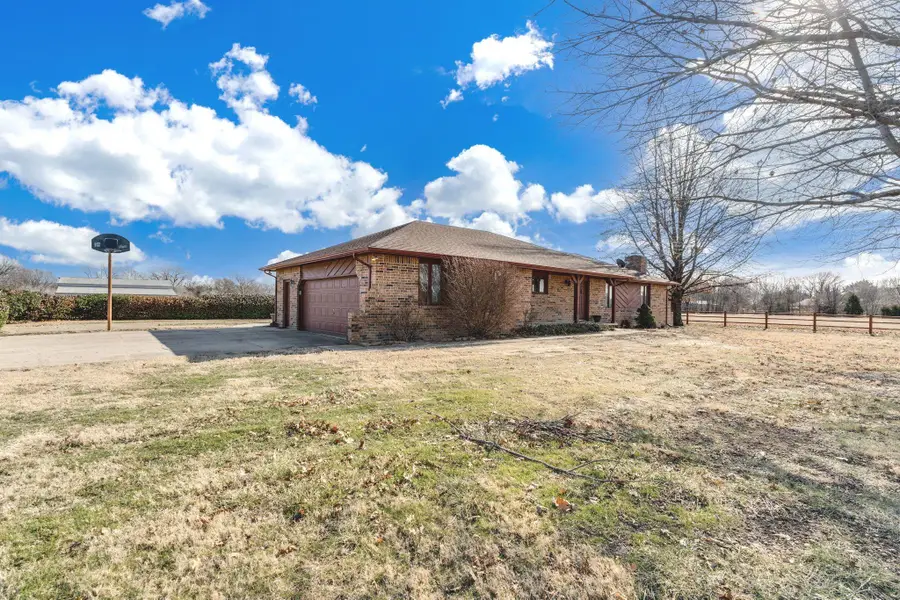 8100 S Hillside, Haysville, KS 67060 - #2