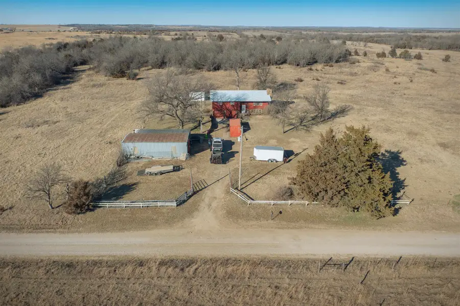 1636 Rock, Howard, KS 67349 - Image #2