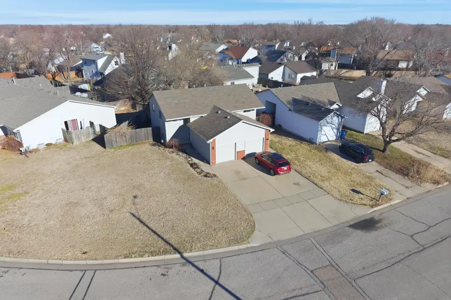 11004 W Grant St, Wichita, KS 67209 - Image #2