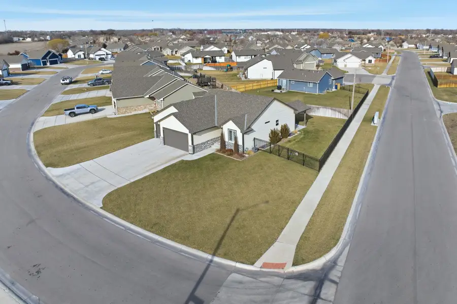 1702 N Kentucky Ln, Wichita, KS 67235 - #3