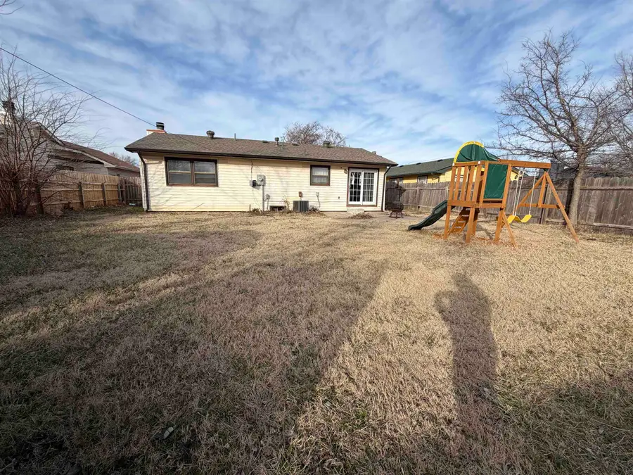 2982 S Richmond Ct, Wichita, KS 67217 - Image #3