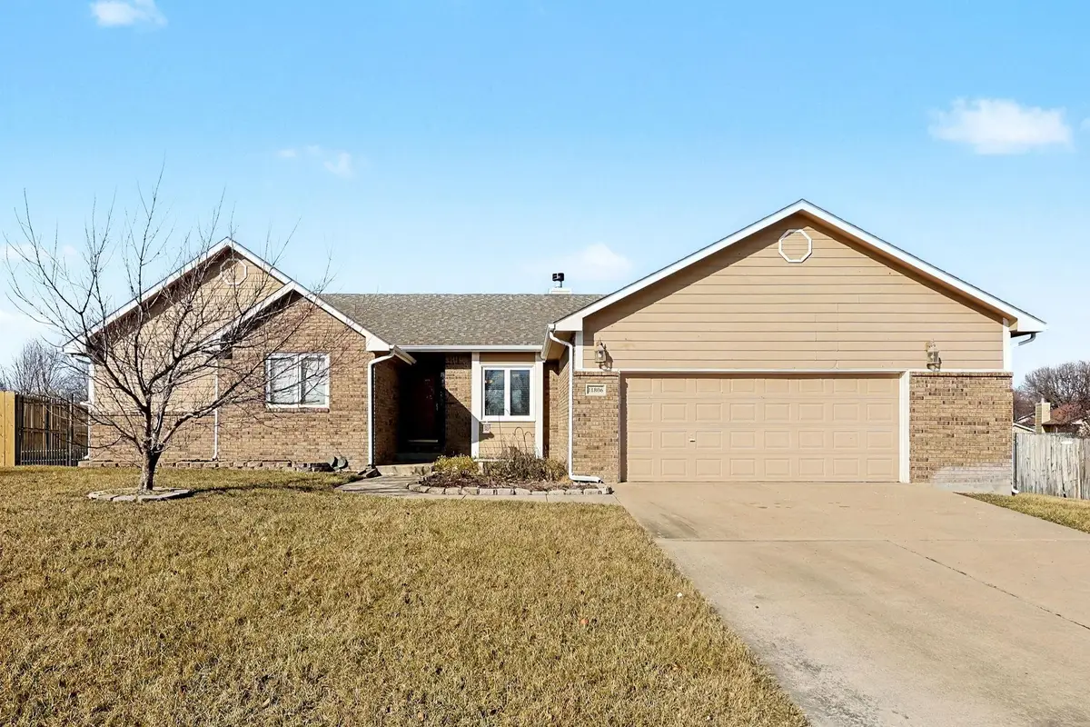 11806 W Dora St, Wichita, KS 67209 - Image #1