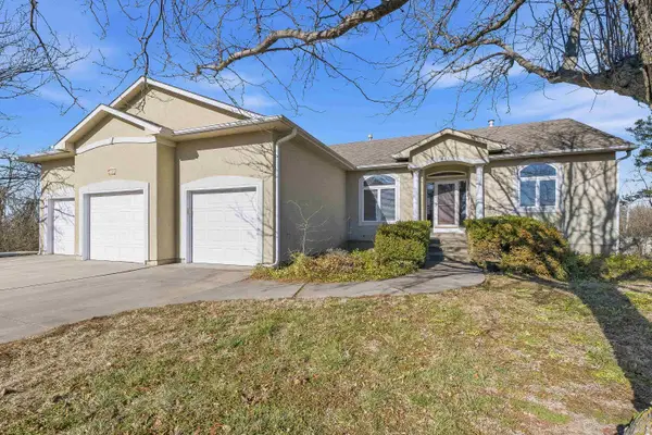 7200 E 55th Ct S, Derby, KS 67037