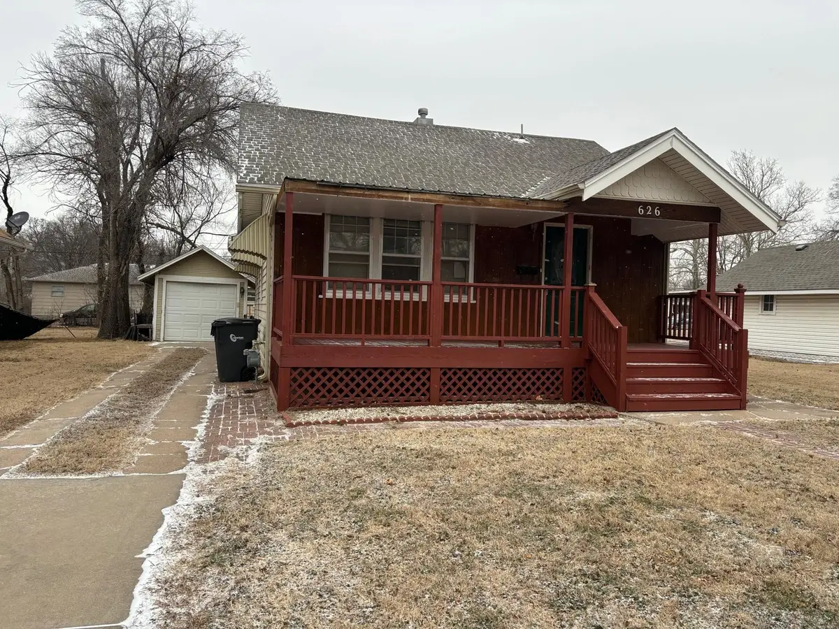 626 SE 5th, Newton, KS 67114 - Image #1