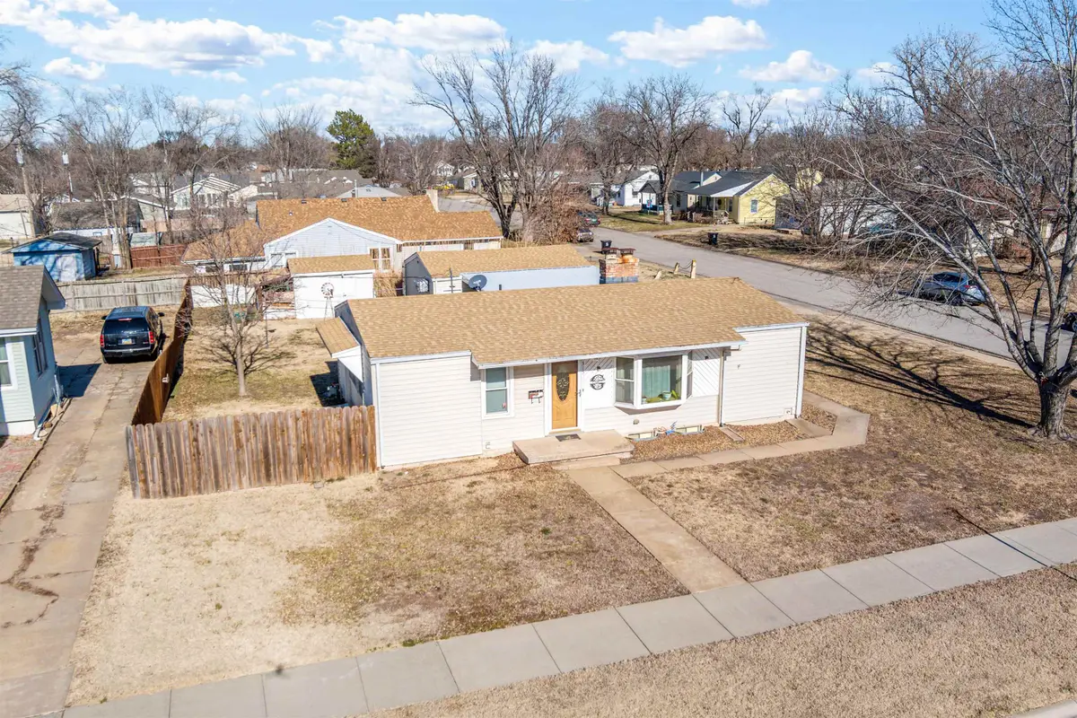 315 E Republic Ave, Salina, KS 67401 - Image #1