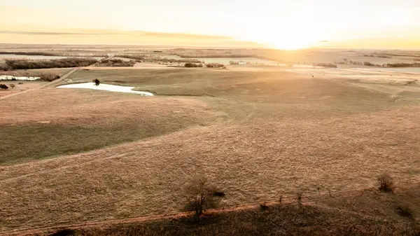 0000 N Hohneck Rd, Tescott, KS 67484