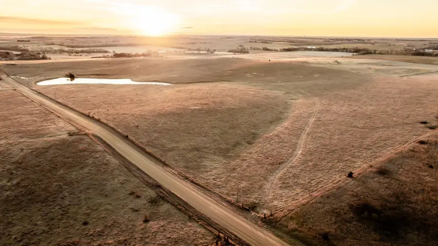 0000 N Hohneck Rd, Tescott, KS 67484 - Image #2