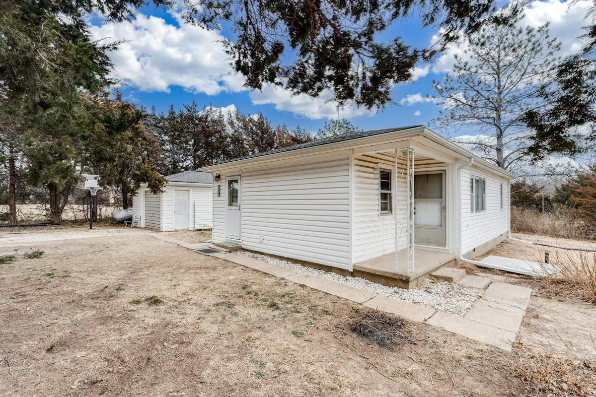 726 S Praire Dr, Andover, KS 67002 - Image #1