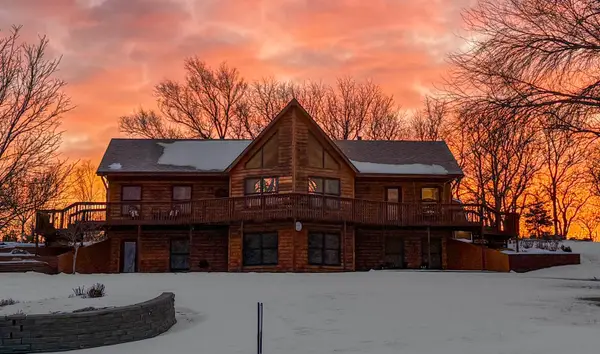 4326 Turner Ln, Salina, KS 67401