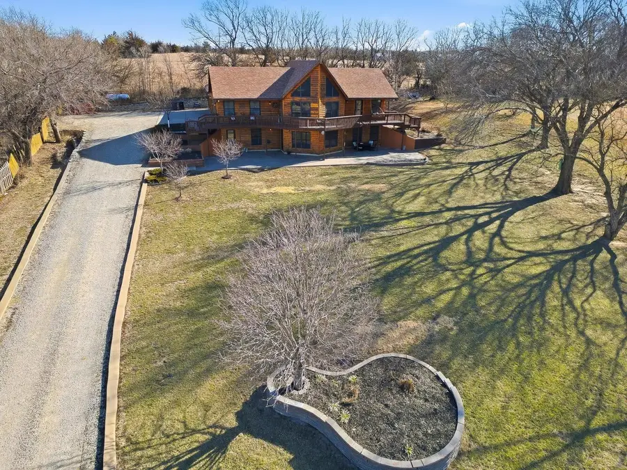 4326 Turner Ln, Salina, KS 67401 - #3