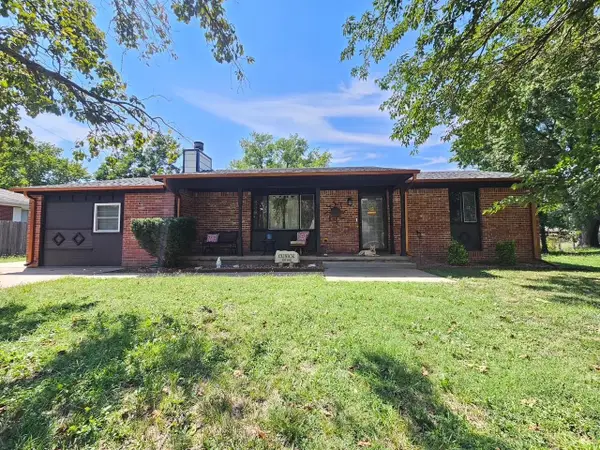 421 S Taylor, Douglass, KS 67039