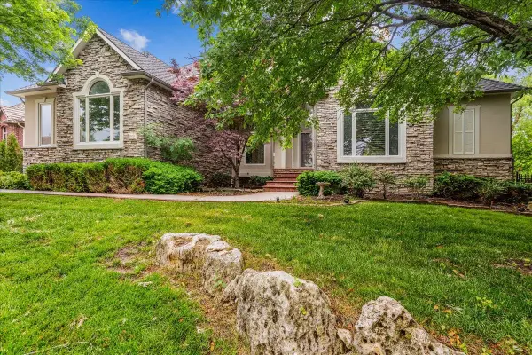 1005 Terradyne Cir, Andover, KS 67002