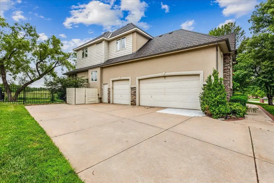 1005 Terradyne Cir, Andover, KS 67002 - Image #3