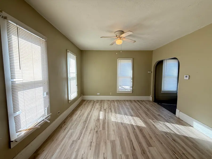 1000 N 5th St, Salina, KS 67401 - #3