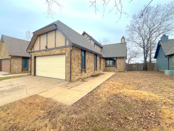 1518 S Todd Pl, Wichita, KS 67207