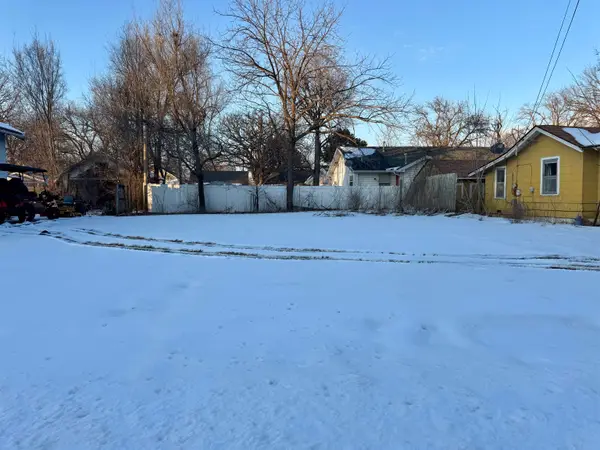 610 W Towanda Ave, El Dorado, KS 67042