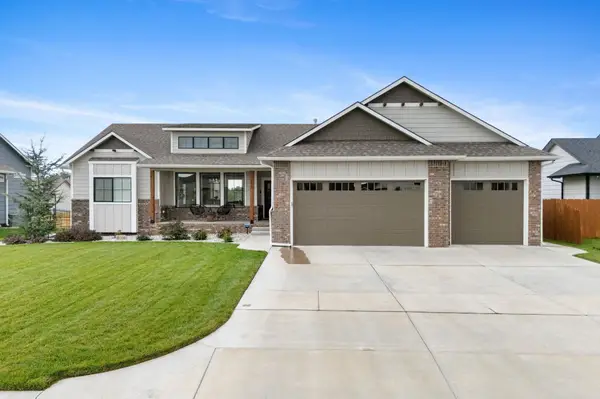 290 S Wellcrest Ct, Goddard, KS 67052