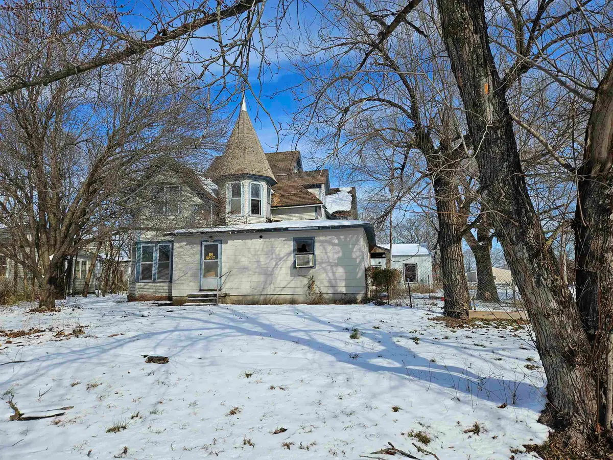 606 Maple Rd, Cedar Vale, KS 67024 - #1