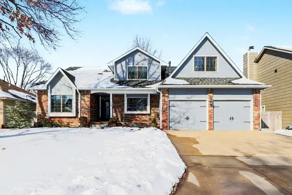 9814 W Jamesburg St, Wichita, KS 67212