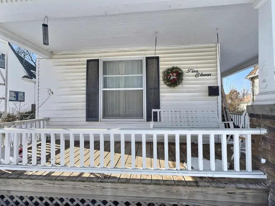 211 Allison St, Newton, KS 67114 - #2