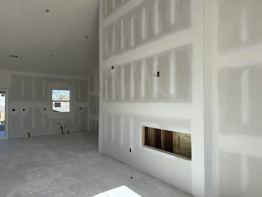 4328 N Sunny Ct, Wichita, KS 67205 - Image #2