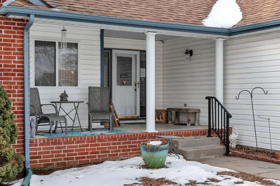 1405 Chelle Ct, El Dorado, KS 67042 - #2