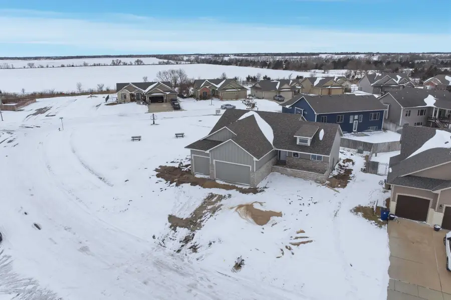 2423 S Monument St, Wichita, KS 67235 - Image #3