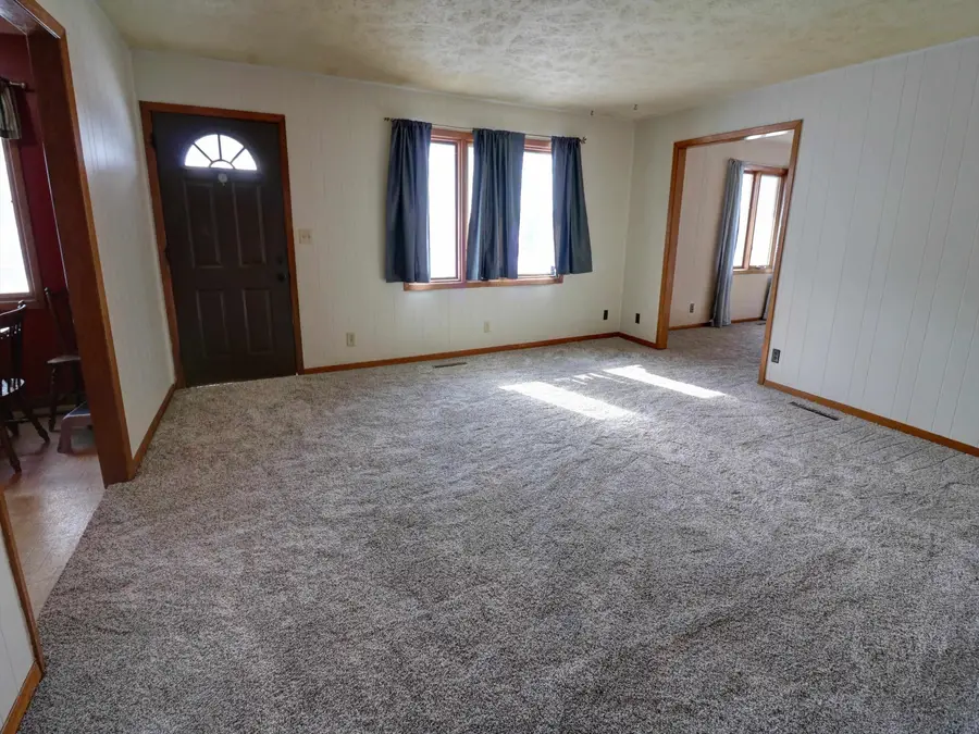 2764 Dakota Rd, Canton, KS 67428 - #3