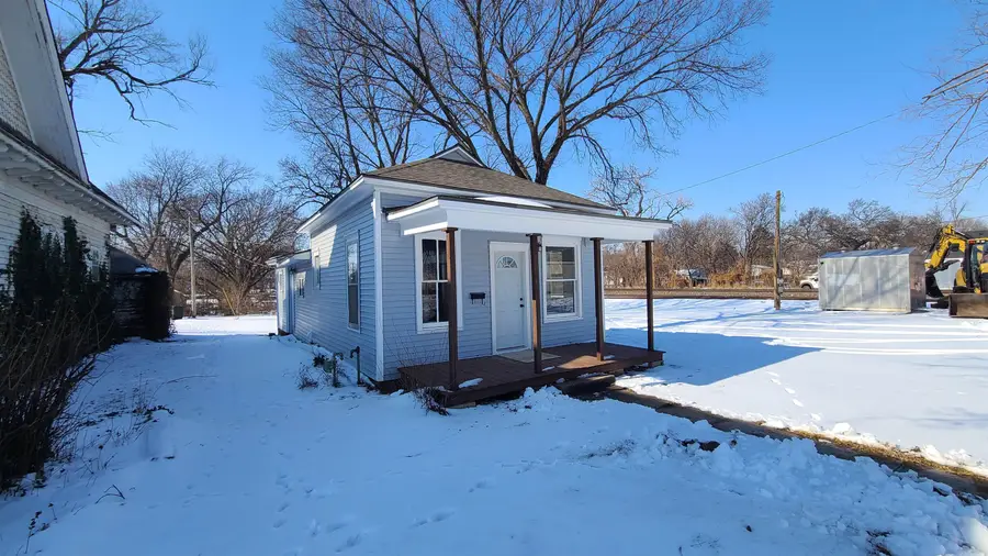 608 S Jefferson Ave, Wellington, KS 67152 - #2