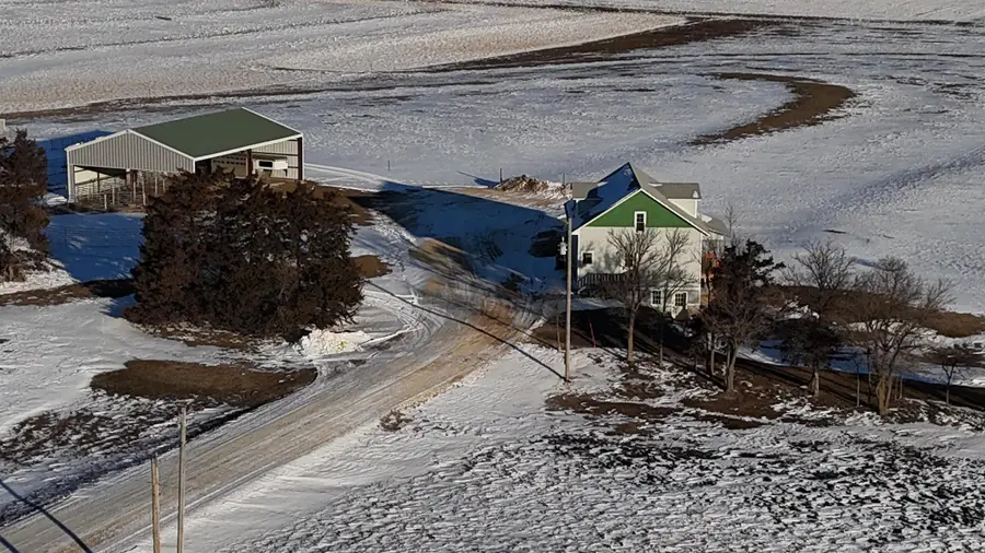 1675 O Rd, Glen Elder, KS 67446 - #2