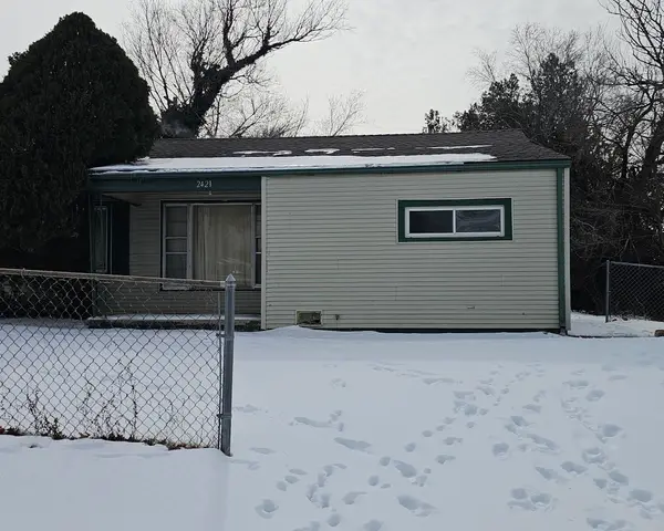 2421 E 22nd St N, Wichita, KS 67219