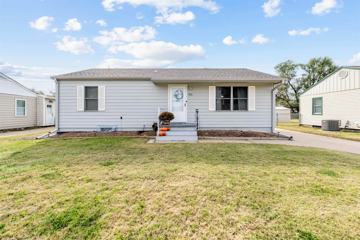 916 E Ellsworth Ave, Salina, KS 67401 - #1