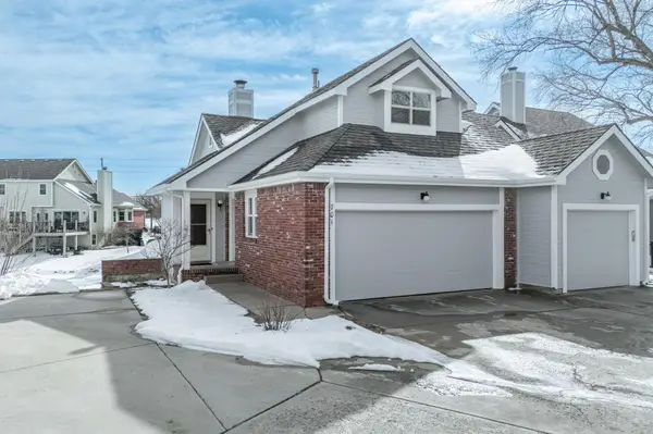 6510 E 29th St N Apt 701, Wichita, KS 67226