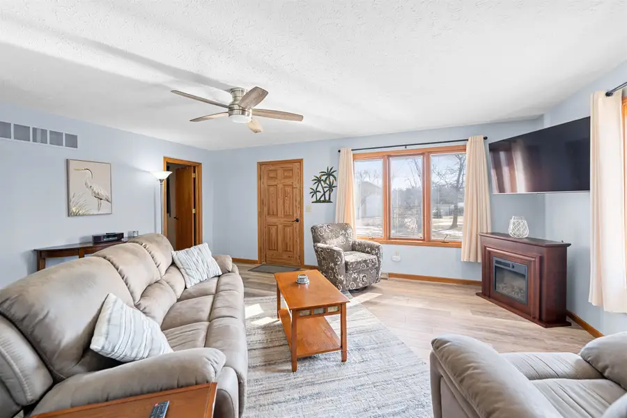 4 Utley Blvd., Marquette, KS 67464 - #3